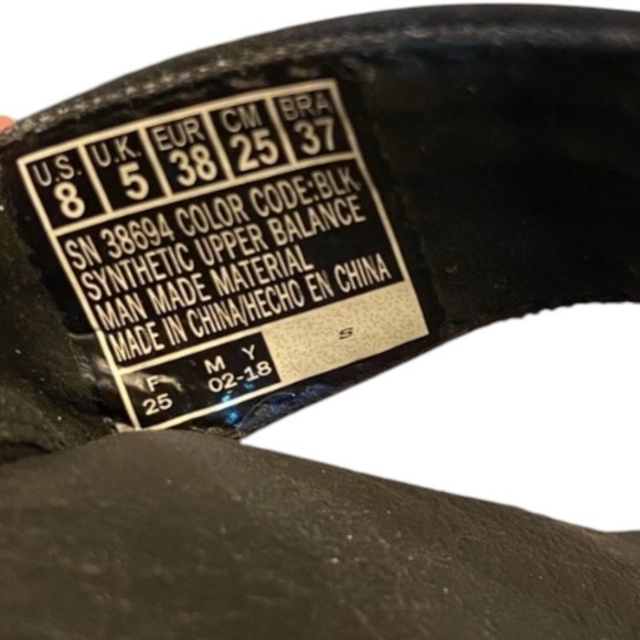 Skechers Woman Chevron Pattern Sandals Size 8 - Picture 4 of 5